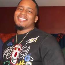 Please continue to pray for those that had experienced damaged from this  hurricane. One of my dear sister/friends has lost so much. No water and no  gas for miles. 😭😭😭