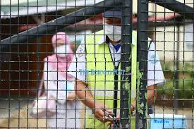 Numerous schools in new delhi have been closed due to the worst toxic smog in 17 years, according to environmentalists. 79 Schools In Kuching Closed Due To Haze Says State Education Dept Borneo Post Online