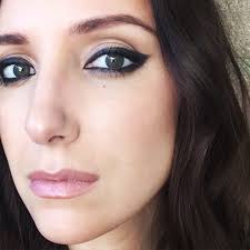 Organic Highlighting and Cream Eye Shadow in WHISPER