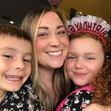 Erica Abbott (abbica88)