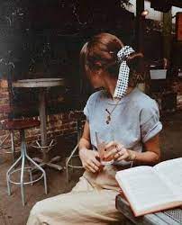 Typically finished in bronze and fashioned with beads and ornate glass, these chandeliers create a unique and artistic vintage look that makes for great statement lighting. Aesthetics Explorations 2020 Vintage Aesthetics Of Design