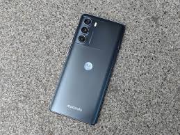 Motorola Edge S30 review: Snapdragon ...