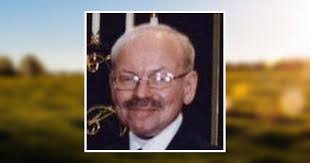 Derek Brink's Instagram, Twitter & Facebook