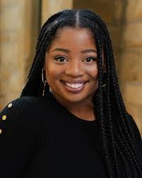 Megan Heady's Instagram, Twitter & Facebook