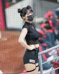 ㅇㅎ) 이다혜 치어리더가 인기많은 이유 - 유머움짤이슈 - 에펨코리아