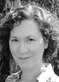 Bernadette Mckenna's Instagram, Twitter & Facebook