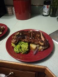Homemade Ny Strip Oven Roasted Potatoes And Onions And Steamed Broccoli Food Foodie Foods Meal Recipe Roasted Potatoes And Onions Roasted Potatoes Food