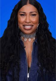 Fiona Washington's Instagram, Twitter & Facebook