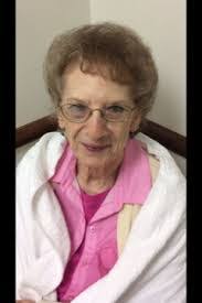 Jennifer Simonton's Instagram, Twitter & Facebook