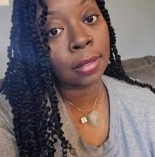 Bad Boys star Martin Lawrence plays it straight as a detective out to stop  a serial killer in the upcoming thriller Mindcage.