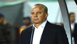 وضم شوقي غريب أربعة حراس لتجمع المنتخب الاوليمبي. Ø´ÙˆÙ‚ÙŠ ØºØ±ÙŠØ¨ 8 Ù…Ø¹Ø³ÙƒØ±Ø§Øª Ù„ØªØ¬Ù‡ÙŠØ² Ø§Ù„Ù…Ù†ØªØ®Ø¨ Ø§Ù„Ø£ÙˆÙ„Ù…Ø¨ÙŠ