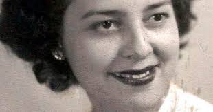 Theresa Maes's Instagram, Twitter & Facebook