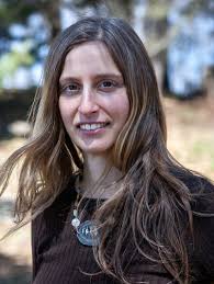 Renee Finkelstein's Instagram, Twitter & Facebook