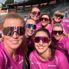 👀 Ser lik ut? Det er den også. Begge har på seg Hanssen