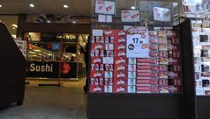 Que vous vous rendiez dans la principauté pour simplement désormais, le prix des cigarettes ne pourra pas être inférieur de plus de 35% par rapport au marché français ou espagnol. 24 95 Un Prix Plancher Tout En Subtilite Pour Le Tabac Andorran Ladepeche Fr