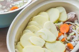 Baeckeoffe Recette En 2020 Recette Baeckeoffe Cuisine Et Boissons Alimentation