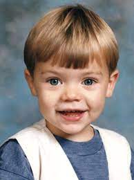 Harry Styles Singer Opens Up About Famous Flings Honest New Lp Harry Styles Pictures Harry Styles Baby Harry Styles Photos