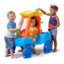 Häll vatten i det dubbelsidiga toppfacket och se på regneffekten när vattnet kaskaderar ner både vindrutan och. Step2 490899 Car Wash Splash Center Per Sempre Toys