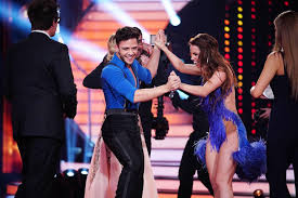 Luca hänni mit seiner freundin michèle, februar 2020. Let S Dance Luca Hanni Ich Habe Mir Christina Heimlich Gewunscht Gala De