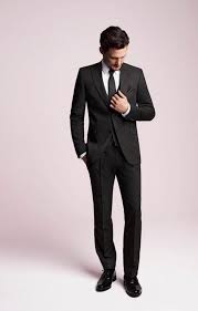 Men will generally wear suits or dress pants, dress shirts and jackets along with a subtle tie. The Correct Funeral Attire Just For Him