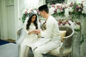 Listen to muhammad bin abdullah | soundcloud is an audio platform that lets you listen to what you love and share the sounds you create. Johor Princess Tunku Aminah Marries Dutch Born Dennis Muhammad Se Asia News Top Stories The Straits Times
