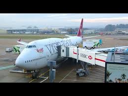 Experience the virgin atlantic upper deck 'bubble' on the boeing 747 on our flight to orlando. Virgin Atlantic Boeing 747 Upper Deck Economy Classic The Bubble London Gatwick Orlando Omyplane