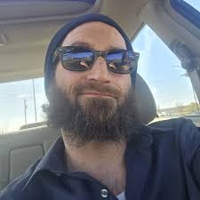 I have a feeling the motor sounds off. Can anyone tell me what's wrong with  it or is this normal sounding?