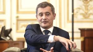 See, rate and share the best darmanin memes, gifs and funny pics. Ce Samedi Gerald Darmanin Se Marie Et Demissionne De Son Poste De Maire De Tourcoing