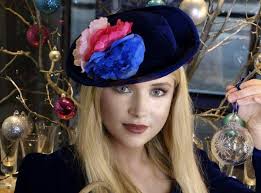 Fashion and cocktails for Ulverston's Dickensian extravaganza