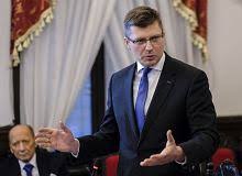 Pochodzący z niska warchoł z wykształcenia jest prawnikiem, jest członkiem komisji weneckiej, politycznie jest. Wybory W Rzeszowie Konrad Fijolek Kandydatem Opozycji