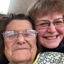 Beautiful classy and intelligent tri feta