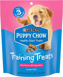 Real puppy food contains high quality ingredients such as meat, fish, oil, fat, whole grain, vegetables, vitamins and minerals. The 8 Best Treats For Puppies Of 2021