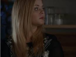 All the Best Outfits From 'Pretty Little Liars'