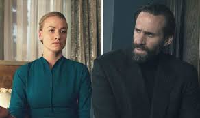 Adapted from the classic novel by margaret atwood, the handmaid's tale is the story of life in the dystopia of gilead, a totalitarian society in what was formerly the united states. The Handmaid S Tale Season 3 Spoilers Fred Actor Refused To Film Rape Scene Here S Why Tv Radio Showbiz Tv Express Co Uk