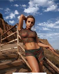 Emma Kotos | SalonPorn