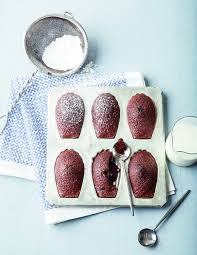 Les Madeleines De Julie Andrieu C Virgine Garnier Recettes De Cuisine Recette De Julie Julie Andrieu Recettes