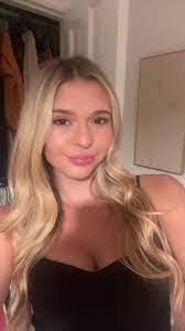 Angie Stabile's Instagram, Twitter & Facebook