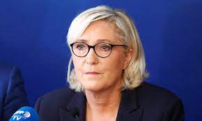Marion maréchal le pen is a front national (fn) member of the french parliament. One Of Marine Le Pen S Teenage Daughters Is Hospitalised After Attack Daily Mail Online