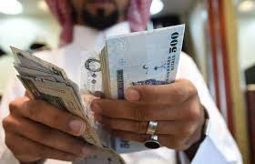 تفاعل شعبي واسع عبر تويتر مع استمرار صرف بدل غلاء المعيشة ودعوات للقطاع الخاص بالمشاركة