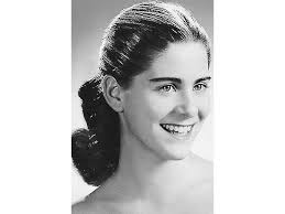 Elaine Whiting Obituary (2017)