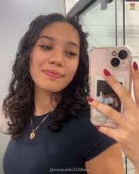 Hi! I'm Alondra Contreras and I'm committed to Marquette for Chemistry! I  love trips to the beach, shopping, playing softball, hanging out with my  friends, and going to the gym. I love