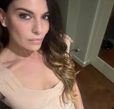 Claudia Ruffo di "Un posto al sole" si sposa a Capri con Rocco Pierri