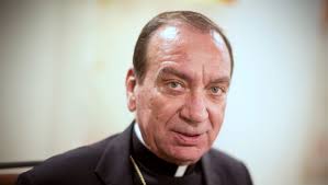 Cincinnati priest meets resistance when he changes Catholic parish