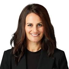 I'm incredibly honoured to receive the 'Territory Manager of the Year'  award at Pharmacor's Sales Conference in Bali this year, second year in a  row! 🎉 This wouldn't have been possible without