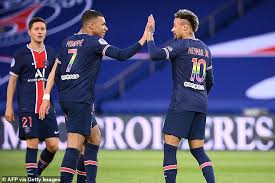 Marquinhos and moise kean completed a. Paris Saint Germain 4 0 Reims Neymar Among Scorers As Psg Keep Hopes Of Retaining Title Alive Saty Obchod News
