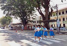 Ave maria convent kindergarten ipoh. Mbi Councillor Step Up To Help Smjk Ave Maria Convent The Star