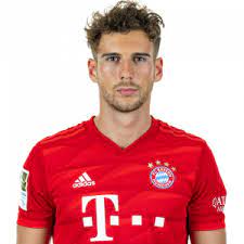 Leon goretzka with his girlfriend source: Leon Goretzka Profile Bio Height Weight Stats Photos Videos Bet Bet Net