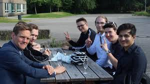 In 2016, he earned his doctorate at the universities of hamburg and paris 8. Eva Schramm Goethe Gymnasium Hamburg
