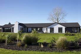 Black And White House Exterior Nz House Design Kumeu Brick Exterior House White Brick Houses House Exterior
