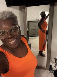 Which pirate night outfit version looks better?